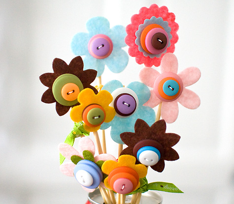 Craft Ideas Baby on Dollar Store Crafts    Blog Archive    Make A Buttony Spring