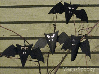Craft Ideas Bats on Dollar Store Crafts    Blog Archive    Make Paper Bat Halloween Treat