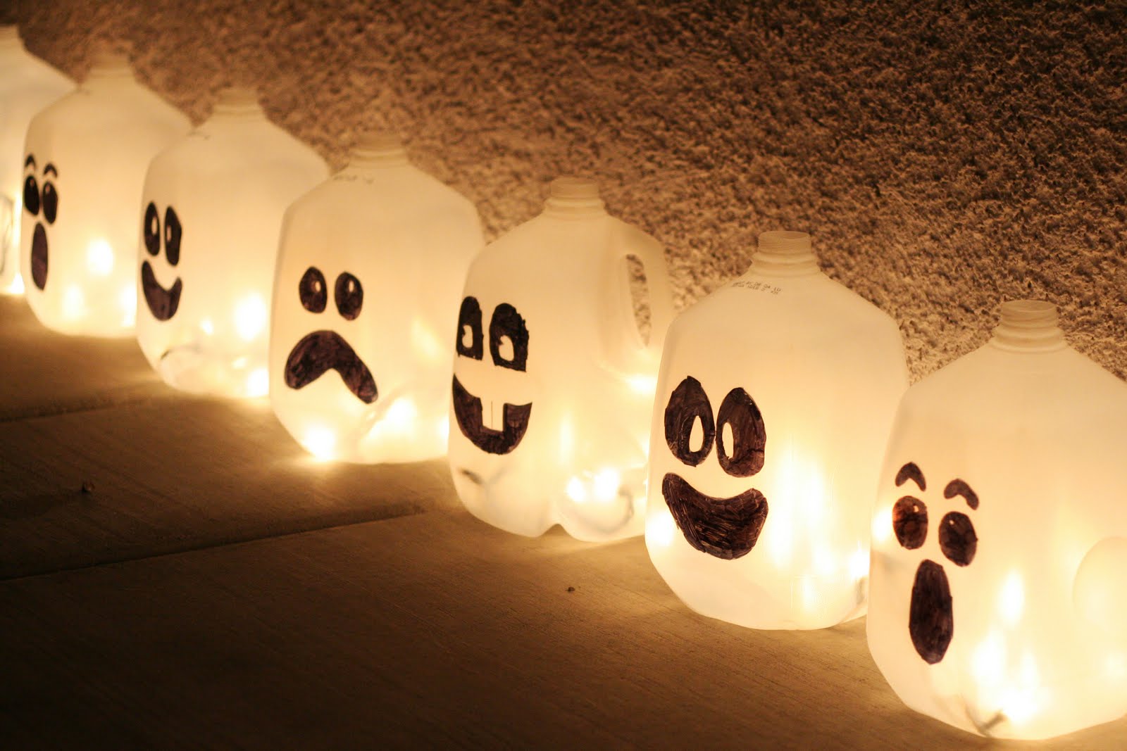 Milk Carton Halloween Ghosts