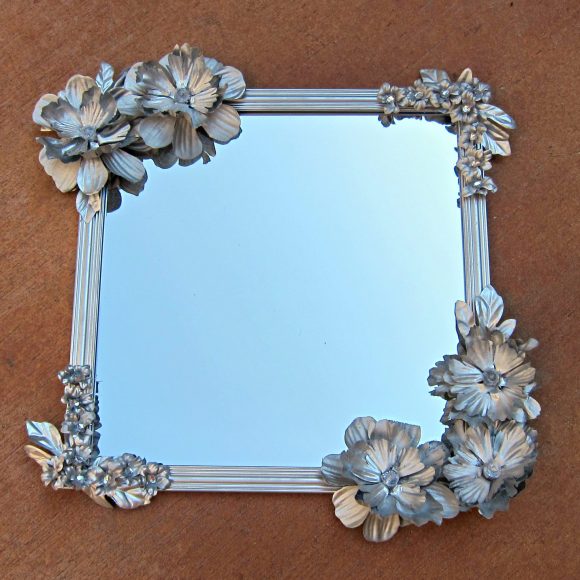 Flowered Mirror DIY