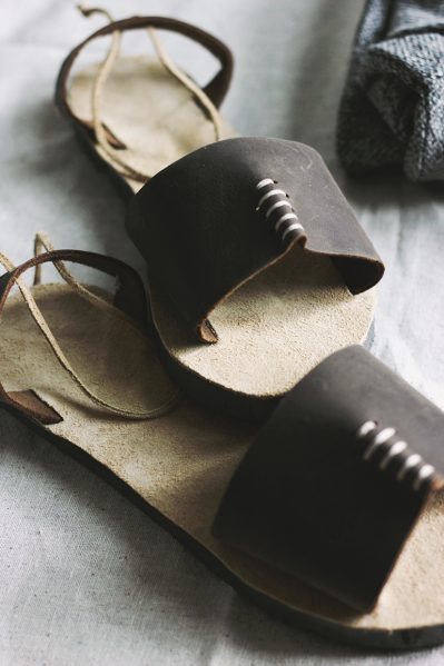 Dollar Store Crafts Â» Blog Archive Â» Make DIY Leather Sandals