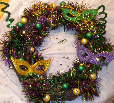 Mardi Gras Tree  Mardi gras decorations, Mardi gras diy, Mardi gras wreath