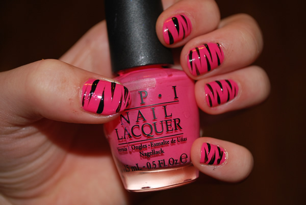 4. Quick and Simple Zebra Print Nails - wide 10