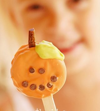 Pumpkin Oreo Pops