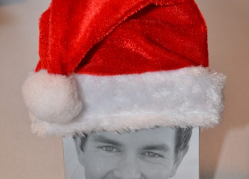 Tutorial: Make a Santa Hat Picture Frame