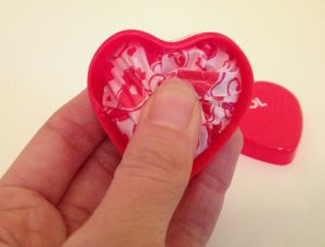 Tutorial: Classy Valentine Candy Favors