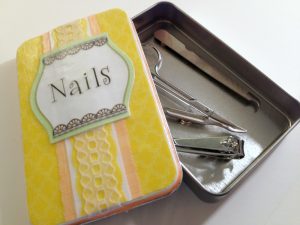 Tutorial: Make a manicure gift set