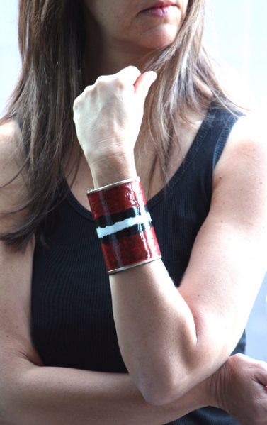 Tutorial: Easy, Designer-Inspired Cuff Bracelet » Dollar Store Crafts