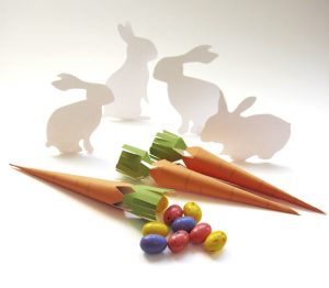 Free Printable: Carrot Favor Boxes for Easter