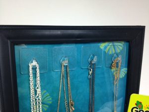 diy necklace stand