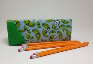 Duck Tape Pencil Box - easy back to school duct tape craft