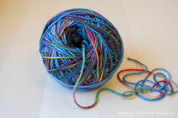 Make a center-pull yarn ball