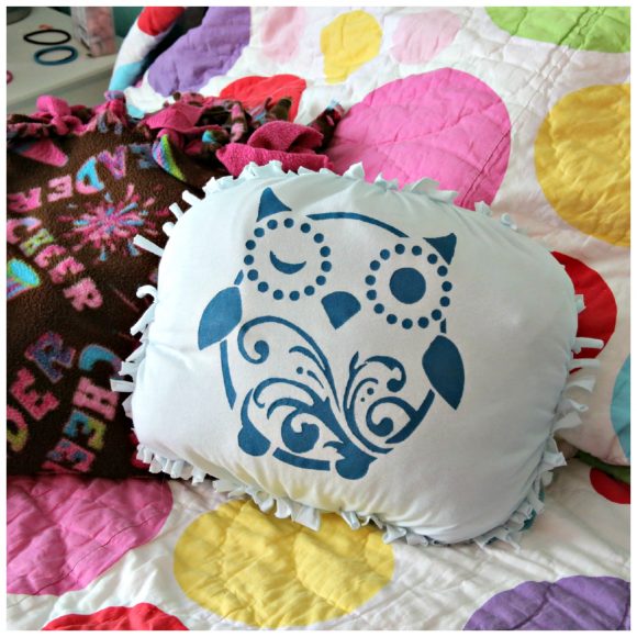 No-sew stenciled tshirt pillow tutorial - great tween craft from dollar store crafts!