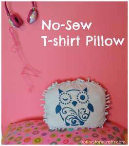 No-Sew T-shirt pillow project - dollar store crafts