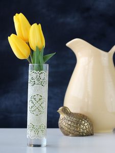Make a Doily Wrapped Vase