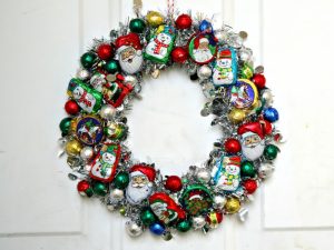 DIY Christmas Candy "Ornament" Wreath