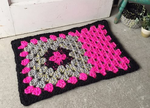 granny square welcome mat
